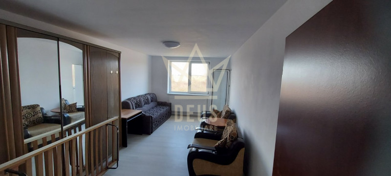 Apartament cu 3 camere decomandat!