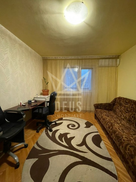 Apartament cu 2 camere semidecomandat!