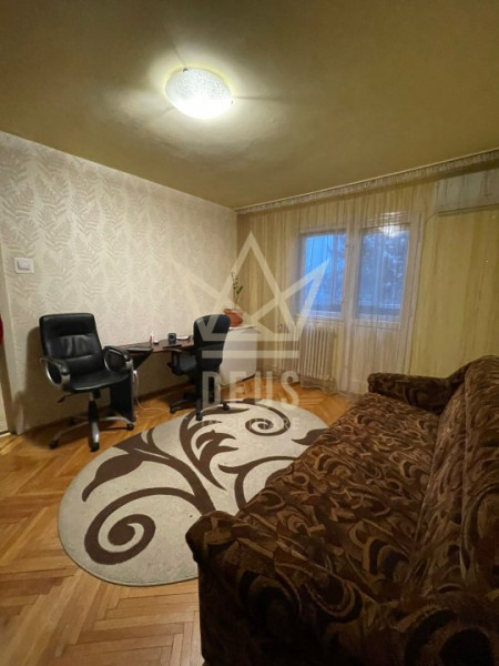 Apartament cu 2 camere semidecomandat!