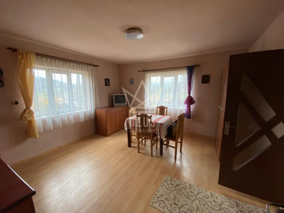 Casa locuibila cu teren mare!