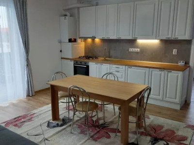 Apartament cu 3 camere in Floresti! Prima inchriere !!