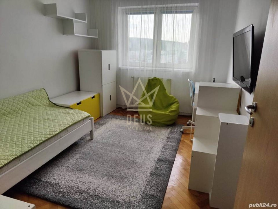 Apartament  cu 3 camere de vanzare in Manastur!