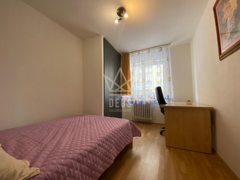 Apartament cu  3 camere, renovat!