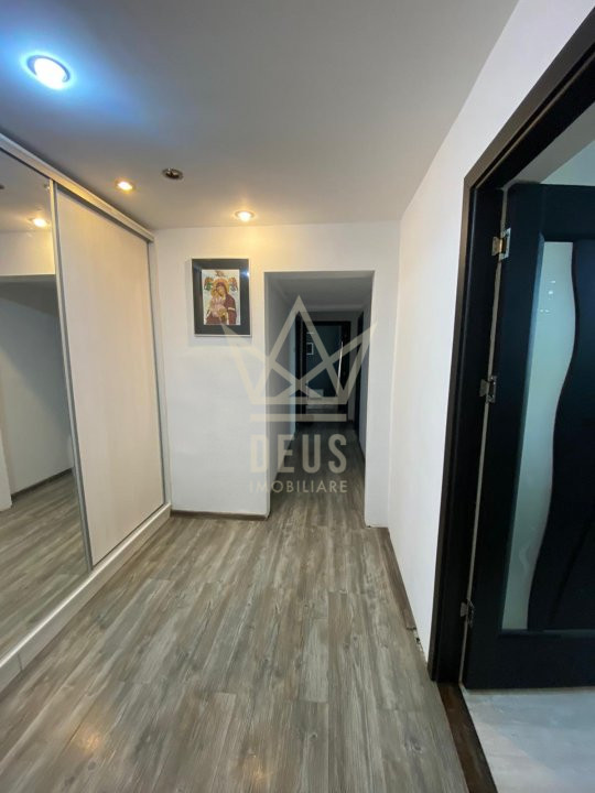 Apartament cu  3 camere, renovat!