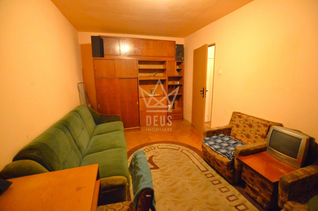 Apartament cu 3 camere de vanzare!