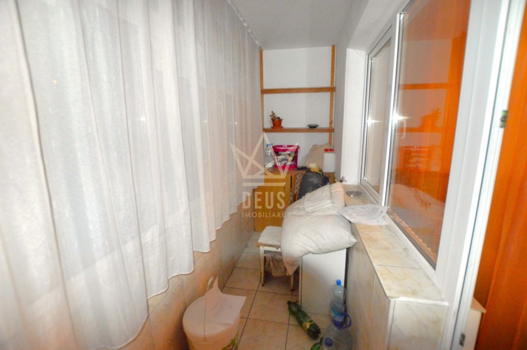 Apartament cu 3 camere de vanzare!