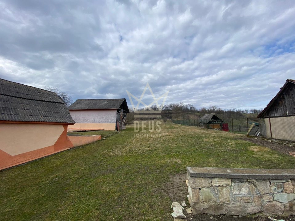 Casa renovata spre vanzare in zona superba!