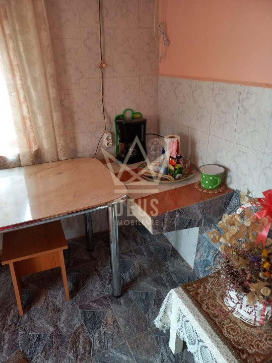 Casa renovata spre vanzare in zona superba!