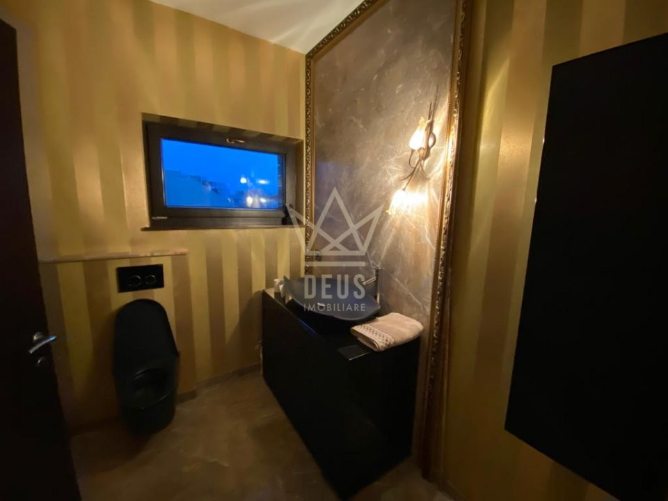 Vila unica cu piscina interioara si sauna intr-o locatie superba din Cluj !