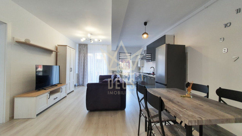 Apartament modern cu parcare in Floresti!