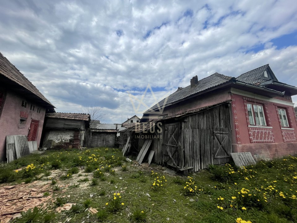 Casa de vanzare cu gradina !