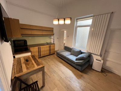 Apartament spre vânzare in centru!