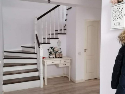 Casa spre vanzare in Floresti!