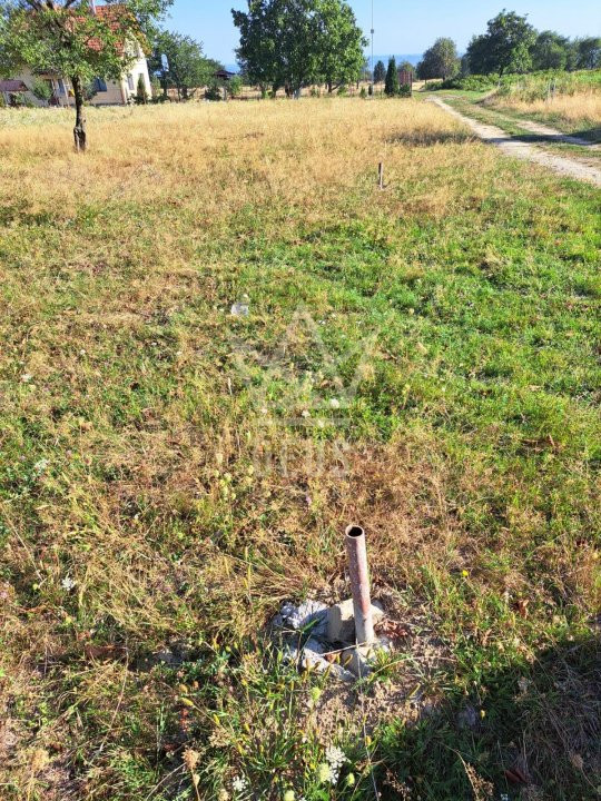 Teren intabulat,  in zona superba, cu uilitiatile la parcela!