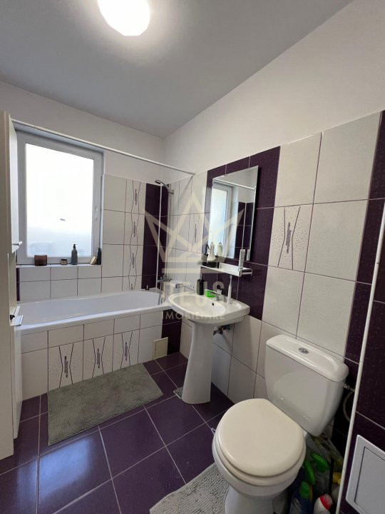 Apartament modern cu GRADINA si parcare in Floresti!
