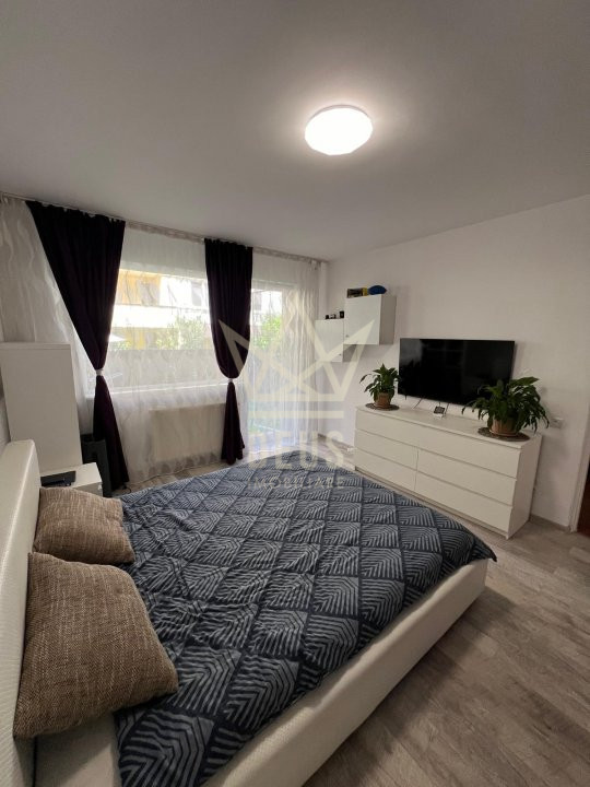 Apartament modern cu GRADINA si parcare in Floresti!