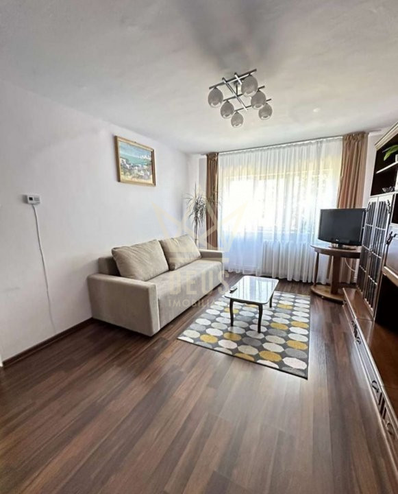 Apartament cu 4 camere in zona Marasti