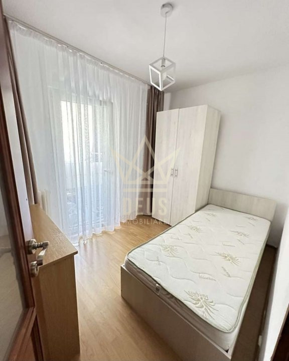 Apartament cu 4 camere in zona Marasti