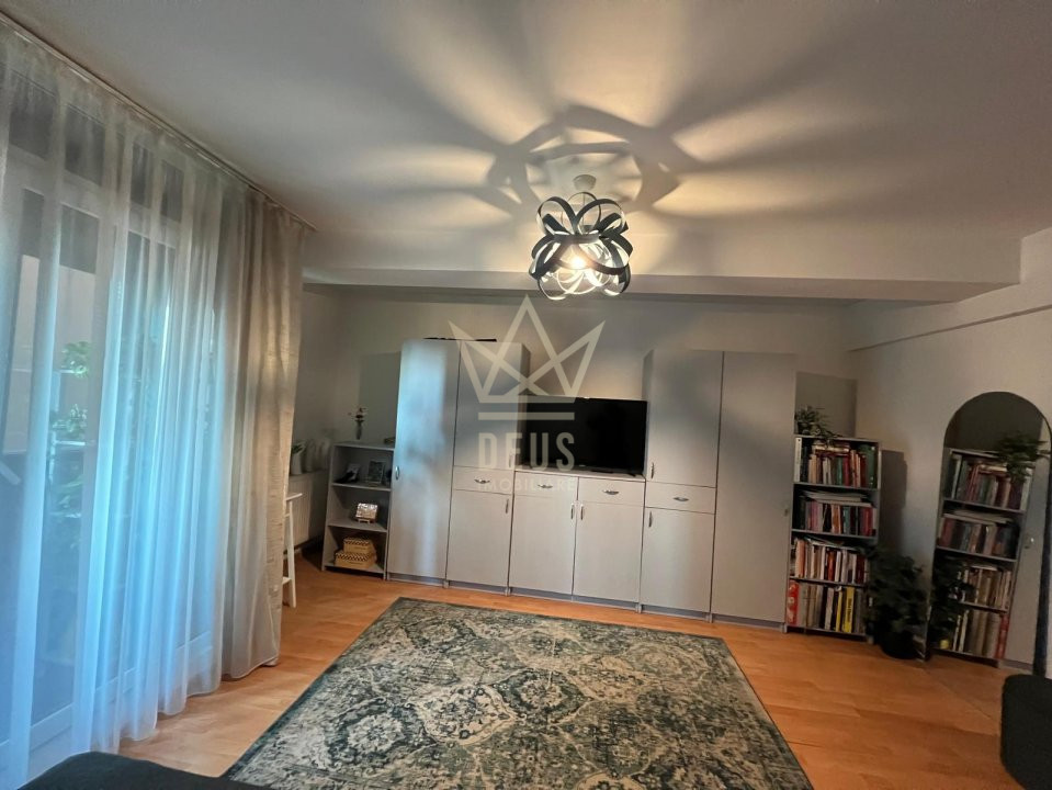 Apartament cu o camera, etaj intermediar, zona FSEGA Iullius mall