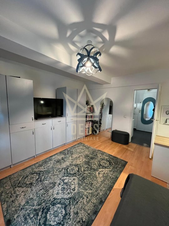 Apartament cu o camera, etaj intermediar, zona FSEGA Iullius mall