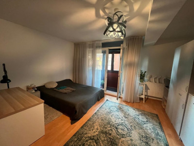 Apartament cu o camera, etaj intermediar, zona FSEGA Iullius mall