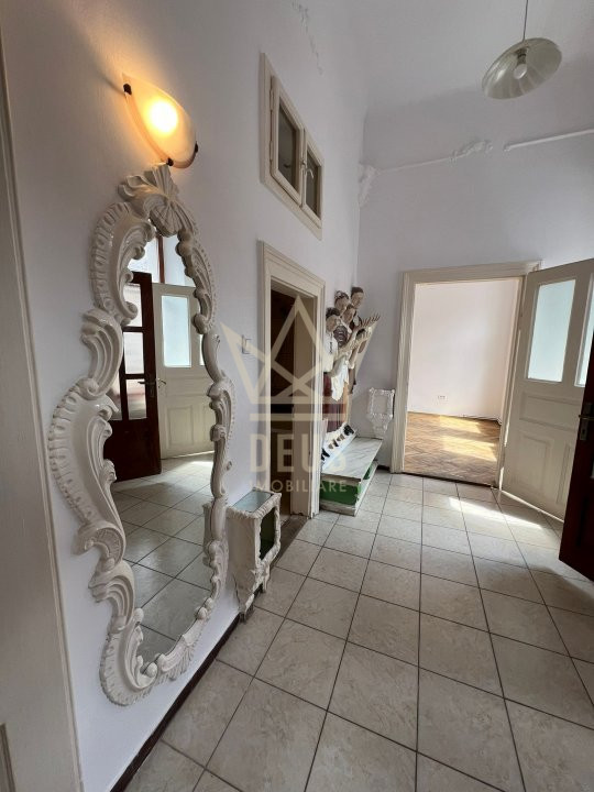 Oportunitate de investitie - apartament spatios aproape de centru!
