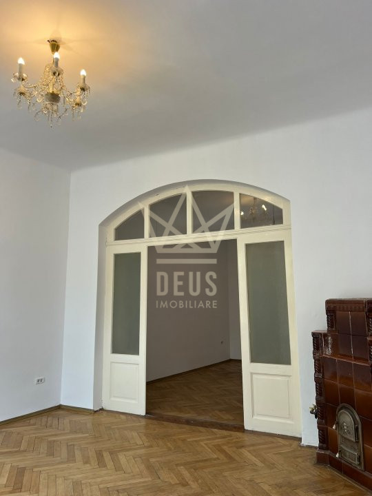 Oportunitate de investitie - apartament spatios aproape de centru!