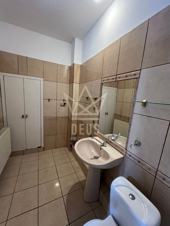 Oportunitate de investitie - apartament spatios aproape de centru!