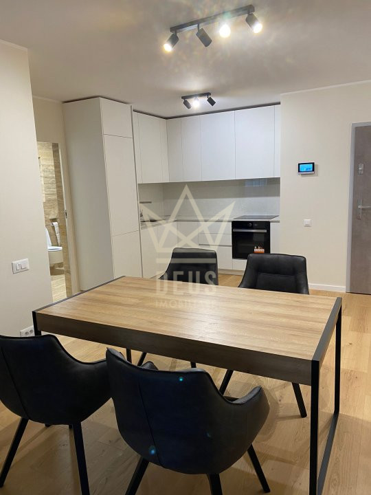 Apartament ultramodern ,  cu parcare subterana, zona Iulius Mall!