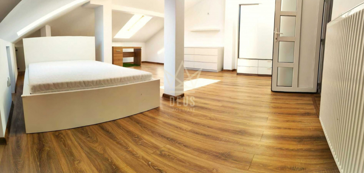 Apartament cu 3 camere pe 2 nivele!