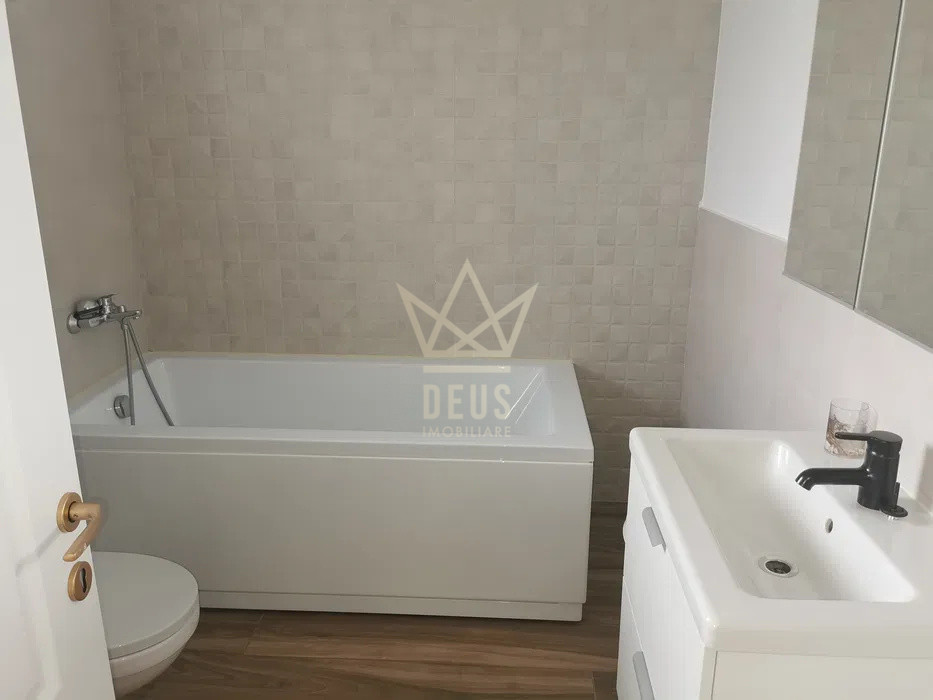 Casa moderna cu priveliste spre INCHIRIERE! 