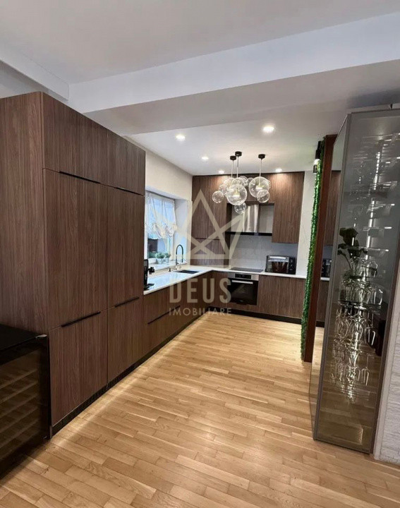 Vilă Premium cu Saună & Jacuzzi | Rooftop | 4 camere
