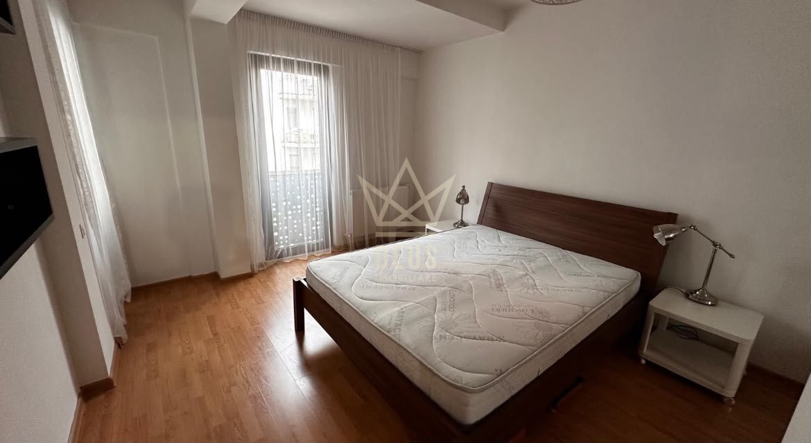 Apartament semidecomandat cu 2 camere!