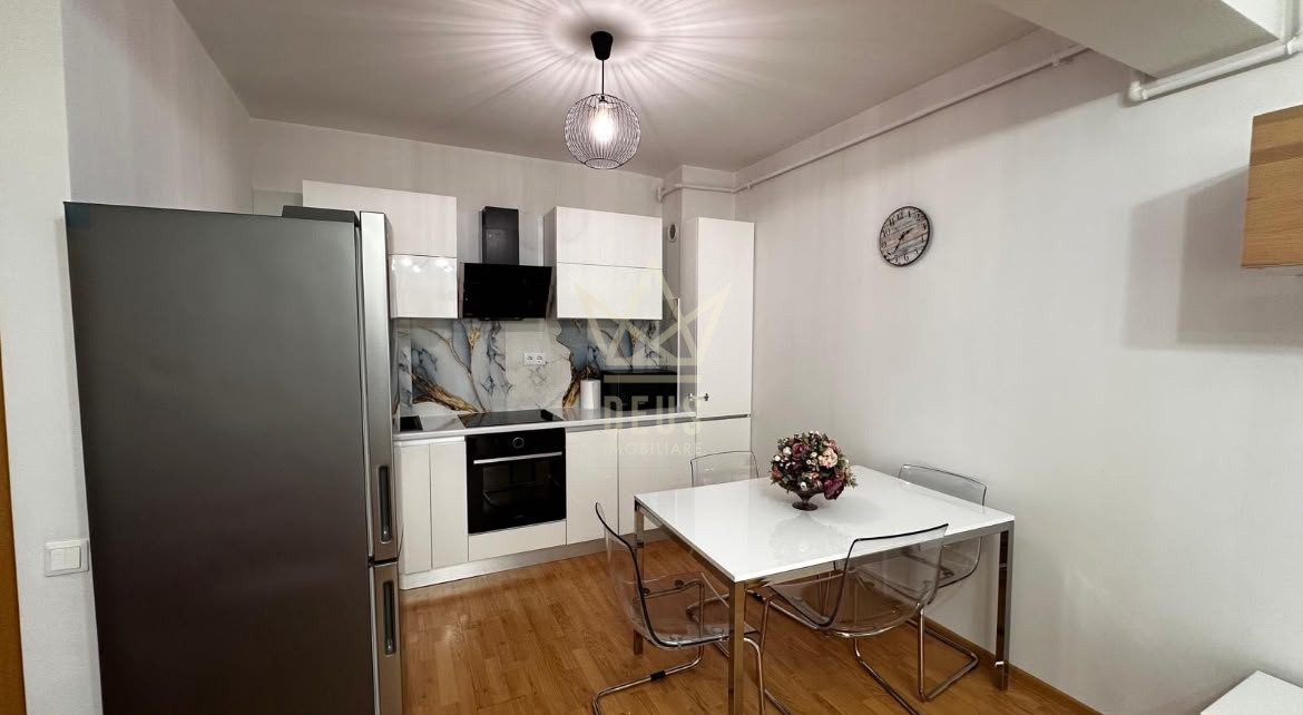 Apartament semidecomandat cu 2 camere!