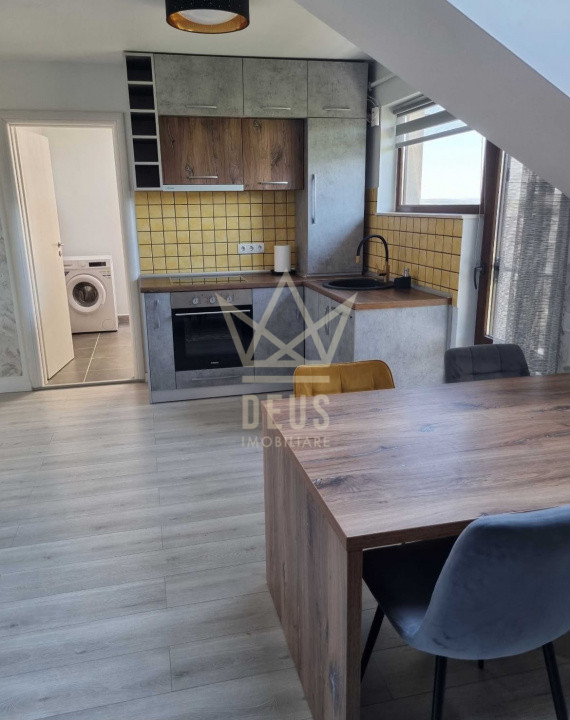 Apartament spatios cu 2 camere!
