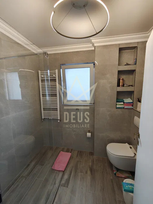 Apartament 3 camere cu loc de parcare subterna langa VIVO DE VANZARE