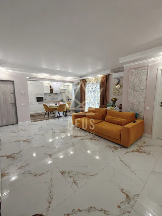 Apartament 3 camere cu loc de parcare subterna langa VIVO DE VANZARE