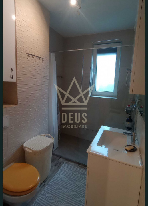 Apartament mobilat cu 3 dormitoare